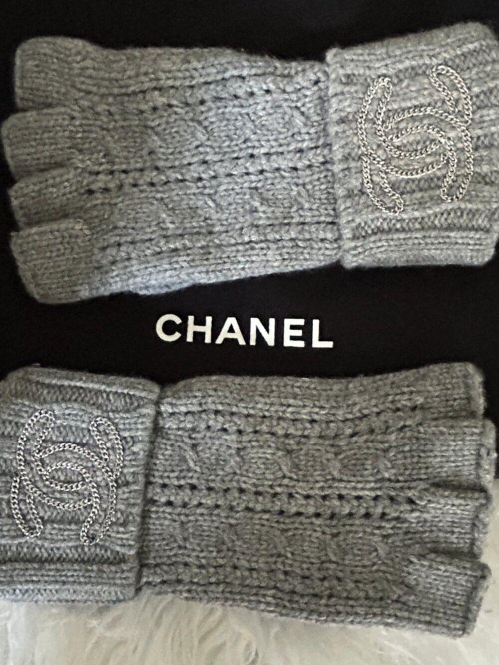 Chanel Cashmere Fingerless Chain Link CC Gloves Gray